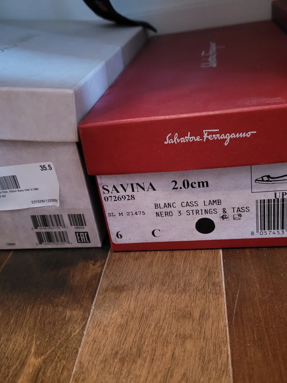 Salvatore Ferragamo Silver Vara Bow Ballet Flats - Picture 5 of 5